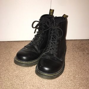 dr. marten black boots